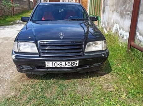 Mercedes C 180