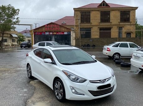 Hyundai Elantra