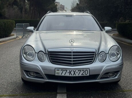 Mercedes E 220