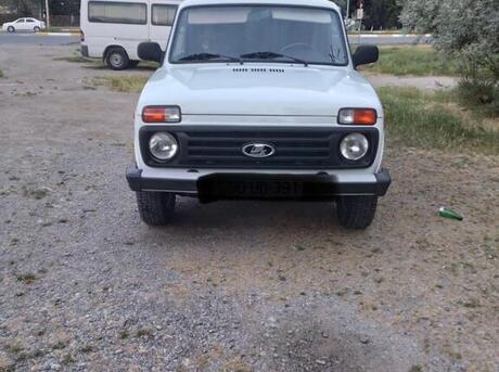 LADA (VAZ) Niva