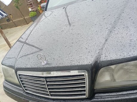 Mercedes C 280