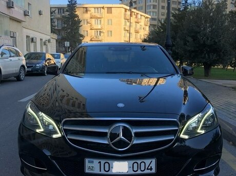Mercedes E 220