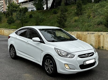 Hyundai Accent