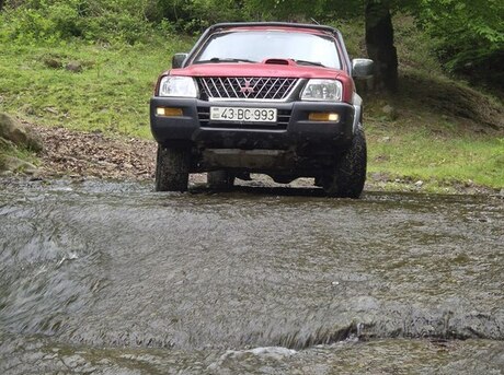 Mitsubishi L200