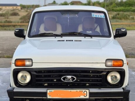 LADA (VAZ) Niva