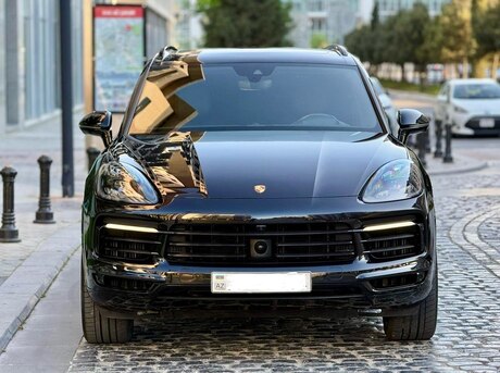 Porsche Cayenne Turbo S E-Hybrid