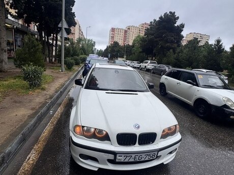 BMW 325