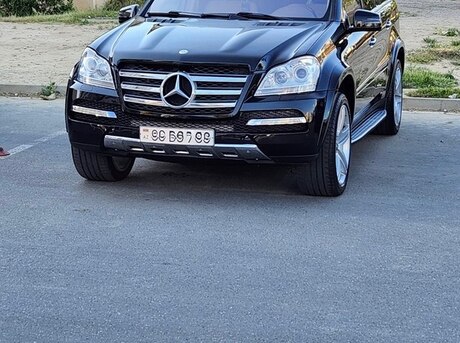 Mercedes GL 550 4MATIC
