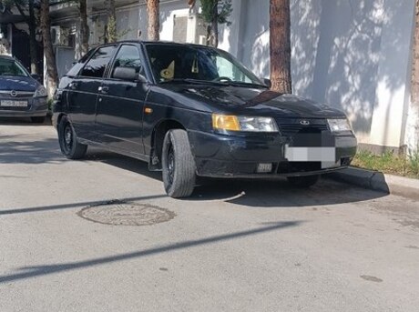 LADA (VAZ) 2112