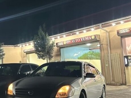 Nissan Teana