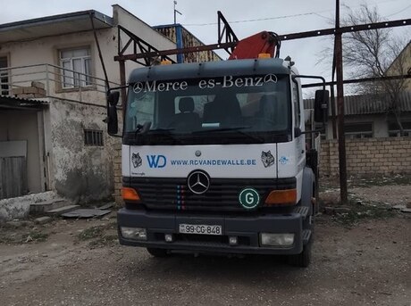 Mercedes Atego 1823
