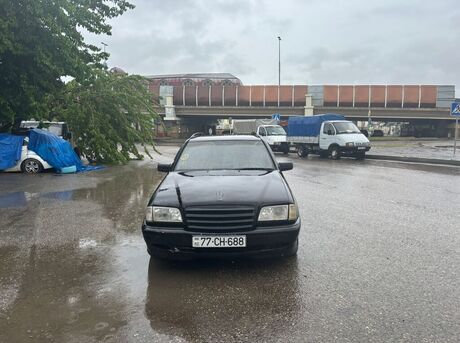 Mercedes C 180