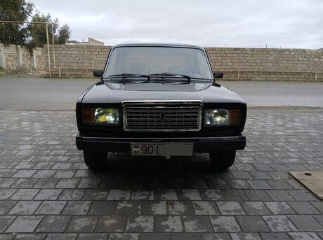 LADA (VAZ) 2107