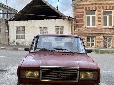 LADA (VAZ) 2107