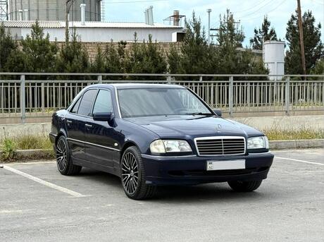 Mercedes C 220