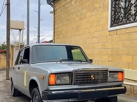 LADA (VAZ) 2107