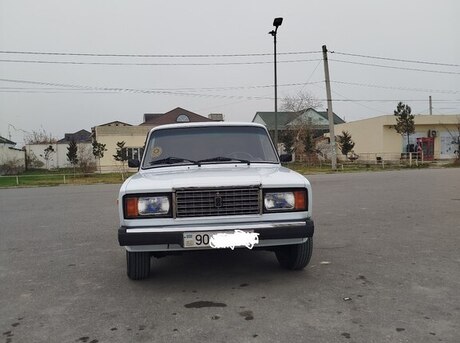 LADA (VAZ) 2107