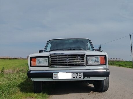 LADA (VAZ) 2107