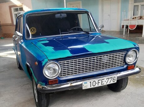 LADA (VAZ) 21013