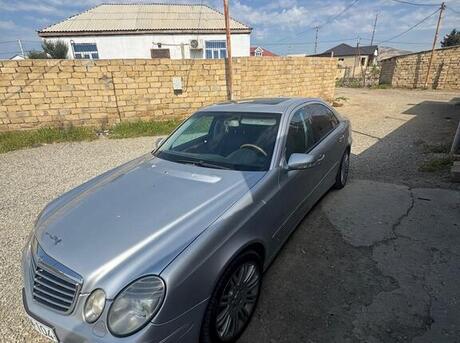 Mercedes E 350 4MATIC