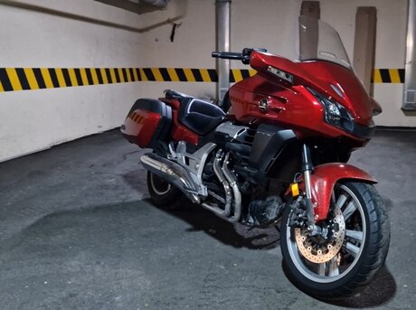 Honda CTX 1300