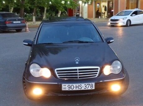 Mercedes C 180