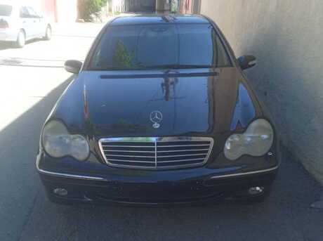 Mercedes C 230