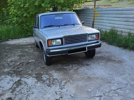 LADA (VAZ) 2107