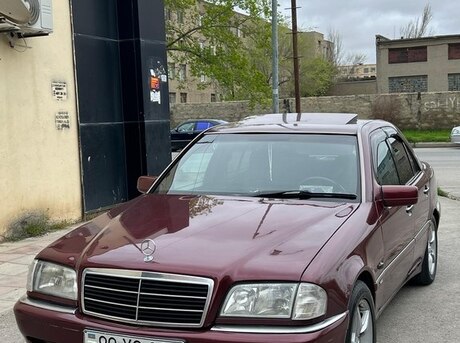 Mercedes C 240