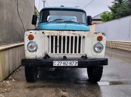 GAZ 53