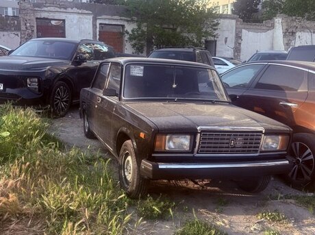 LADA (VAZ) 2107