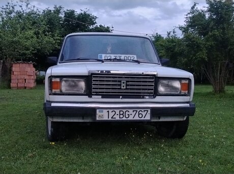 LADA (VAZ) 2107