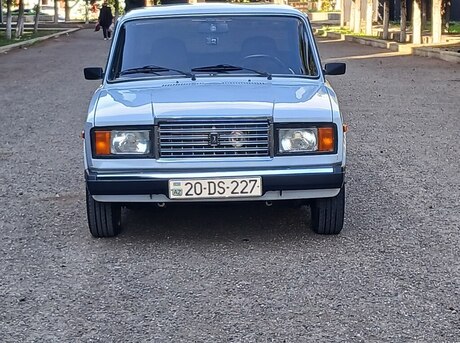 LADA (VAZ) 2107