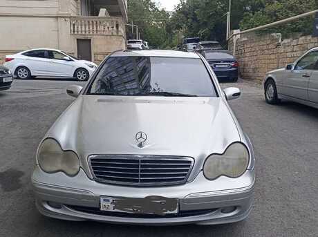Mercedes C 220