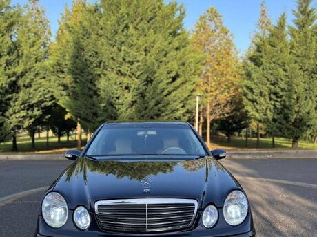 Mercedes E 240