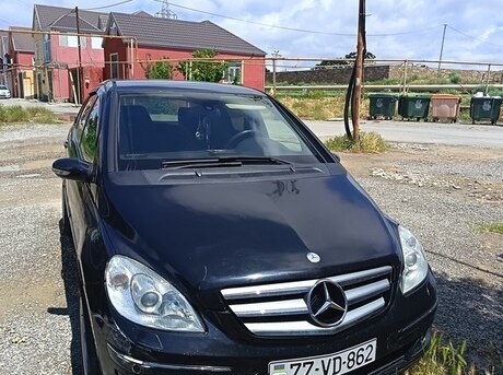 Mercedes B 170