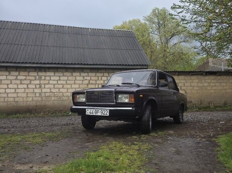LADA (VAZ) 2107