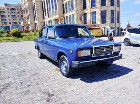 LADA (VAZ) 2107