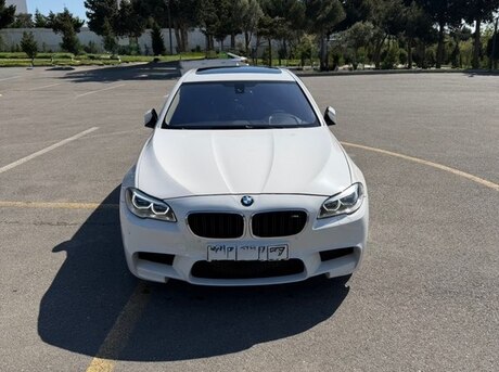 BMW 528