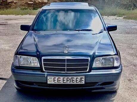 Mercedes C 220