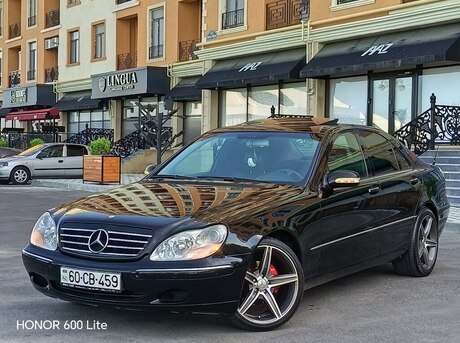 Mercedes S 320