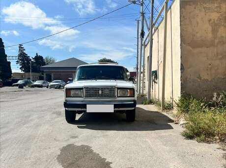 LADA (VAZ) 2107