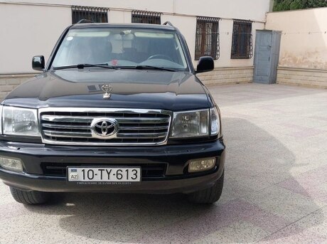 Toyota Land Cruiser