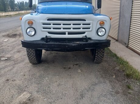 ZIL 130