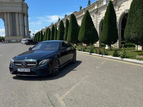 Mercedes E 300