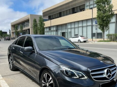 Mercedes E 220