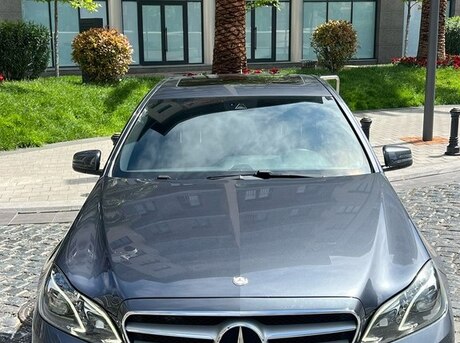 Mercedes E 220