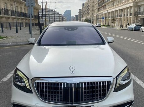 Mercedes S 550