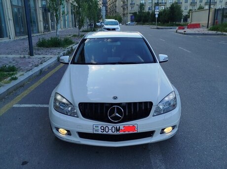 Mercedes C 200