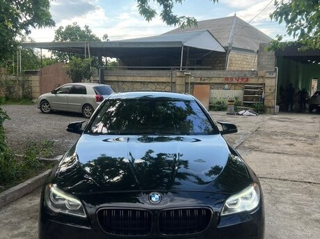 BMW 528